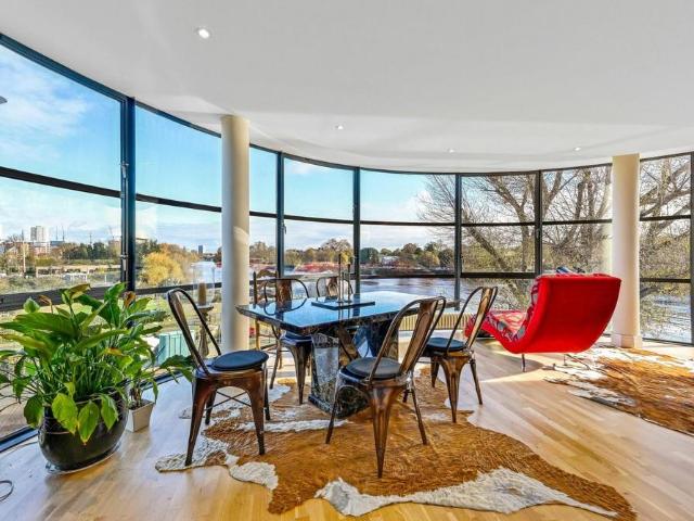 Apartment for rent in London Borough of Hounslow, Greater London