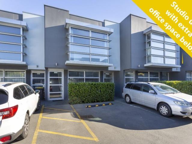 Apartment for rent in Chaslands, Canterbury