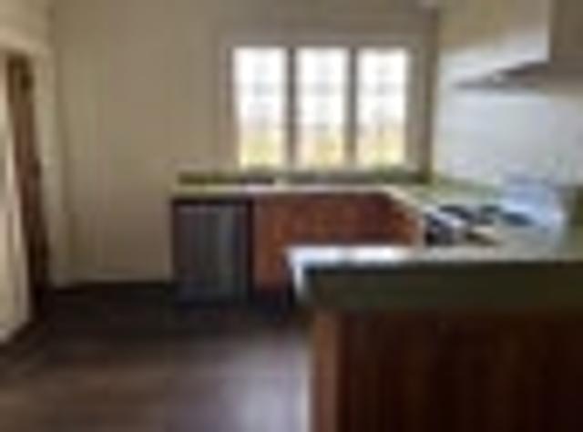 House for rent in Chaslands, Canterbury