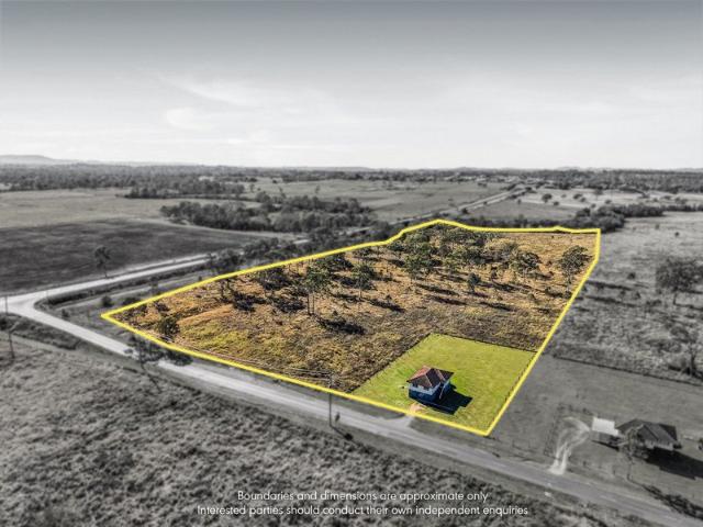 Cottage for sale in Toombul, Queensland