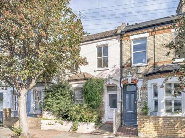 House for sale in Lyons, Greater London