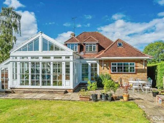 House for sale in Leatherhead, Mole Valley
