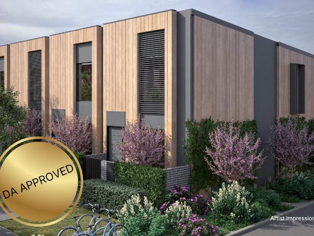 Property for sale in Weston, District of Weston Creek