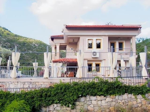 Fethiye, Muğla içerisinde satılık Villa