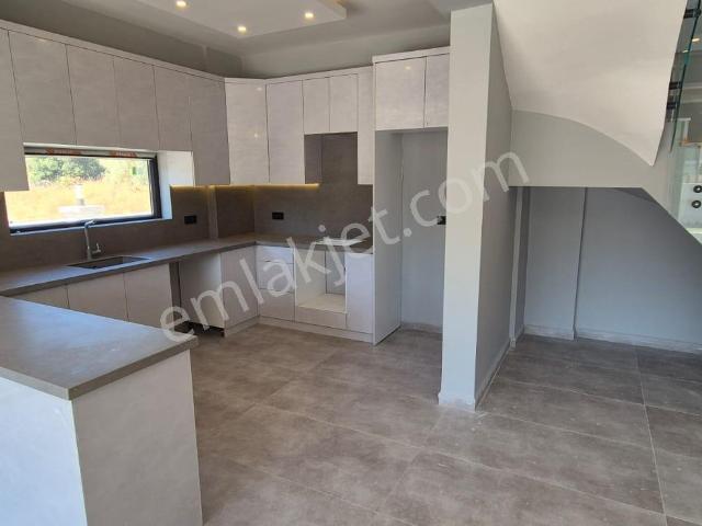 Yeşilüzümlü, Fethiye içerisinde satılık Villa