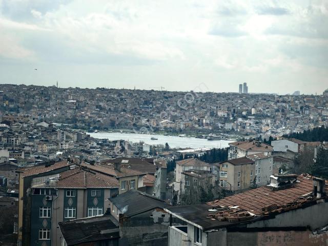 Fetihtepe Mahallesi, Beyoğlu içerisinde satılık mülk