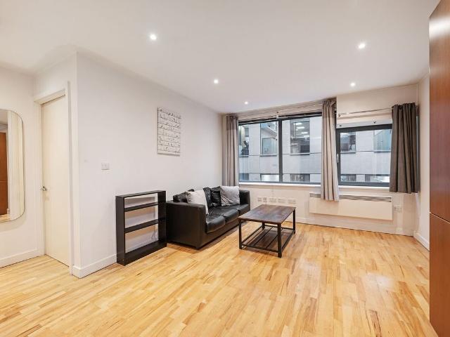 Apartment for rent in Blackfriars, Lyons