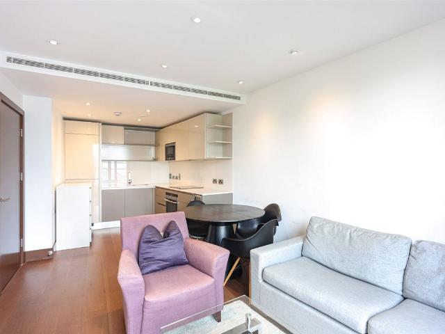 Apartment for rent in Blackfriars, Lyons