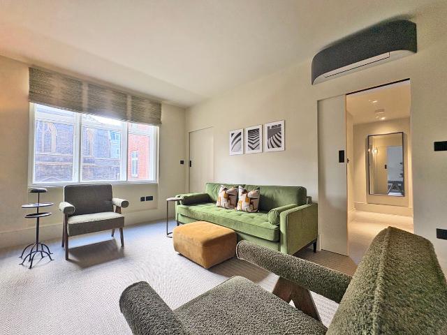 Apartment for rent in Blackfriars, Lyons