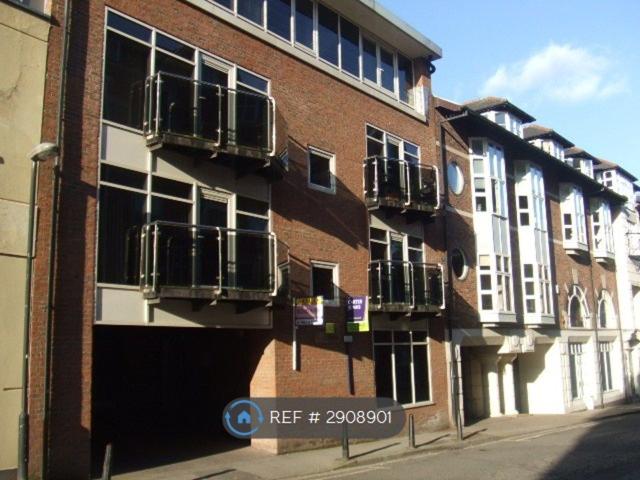 Apartment for rent in High Field, York