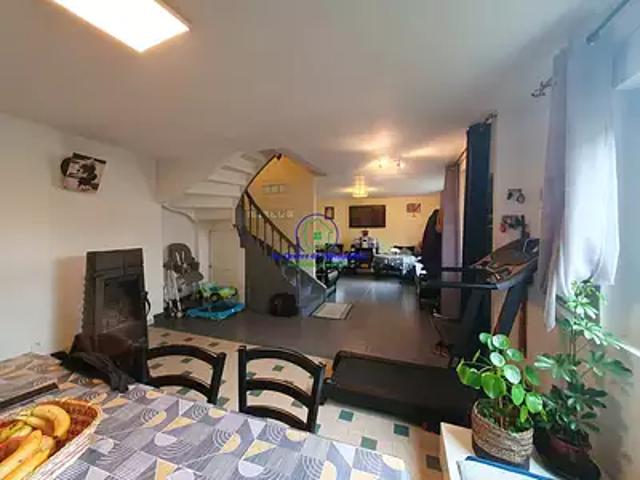 Maison vente à Nérac, Feugarolles