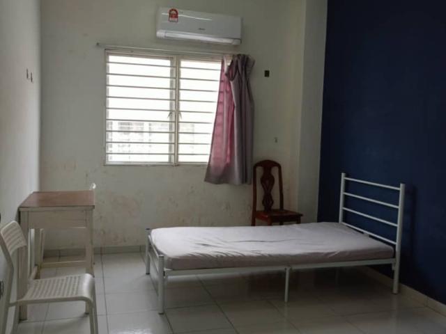 House for rent in Petaling, Alam Impian