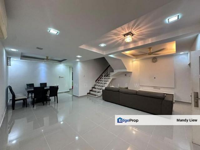 House for sale in Bandar Menjalara