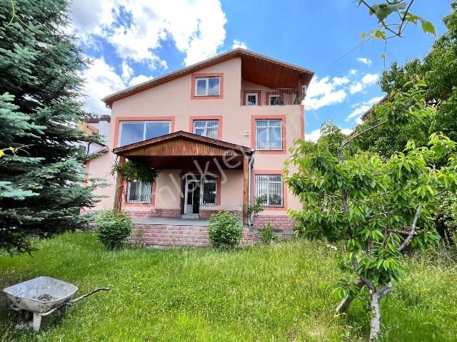 Melikgazi içerisinde kiralık Villa