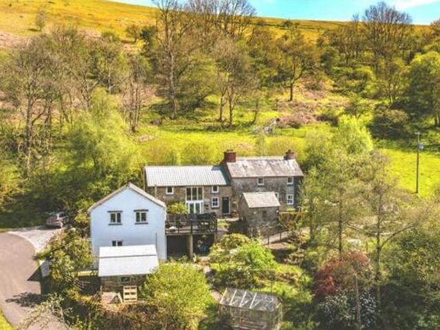House for sale in Llanwrda, Wales