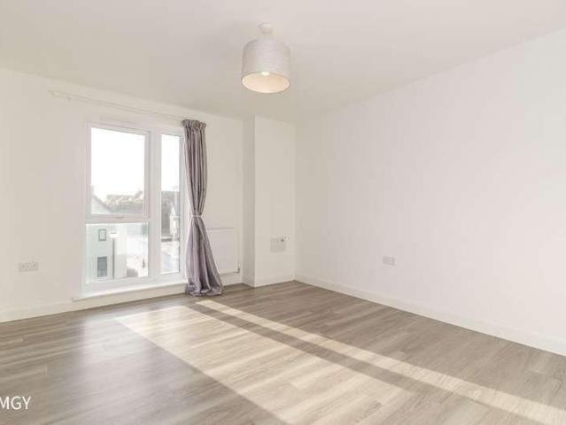 Apartment for rent in Barry Island, Barry