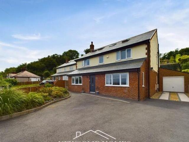 House for sale in Holywell