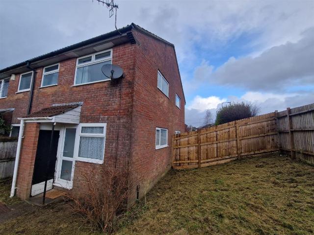 House for rent in Nangreaves, Wales