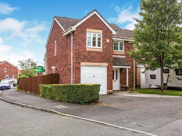 Apartment for rent in Blaenhonddan, Aberdulais