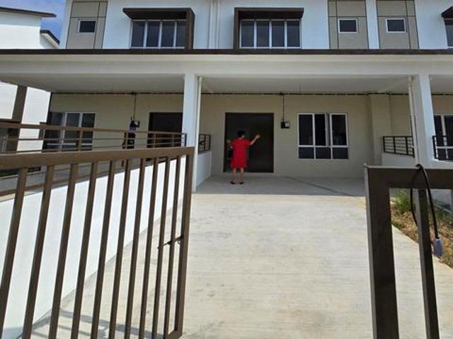 Terraced House for sale in Sabak Bernam, Selangor