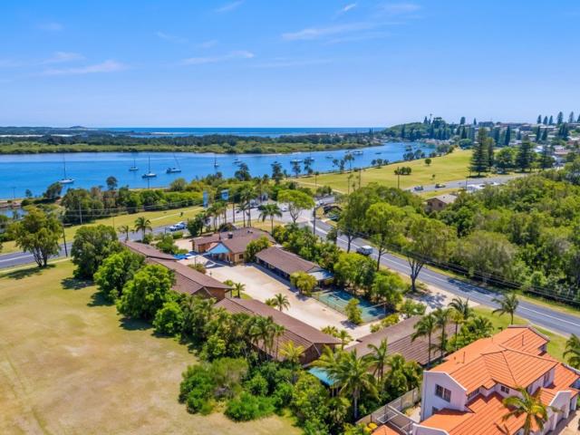 Townhouse for sale in Yamba, New South Wales