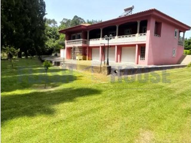 Casa venda em Maia, Gueifães