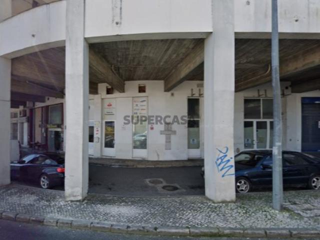 Armazém venda em Odivelas, Lisboa