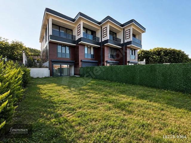 Başakşehir, İstanbul içerisinde satılık Villa