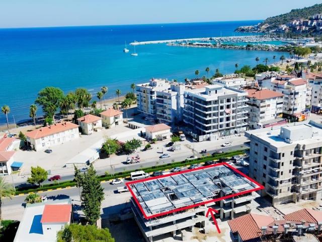 Yeni, Finike içerisinde satılık mülk