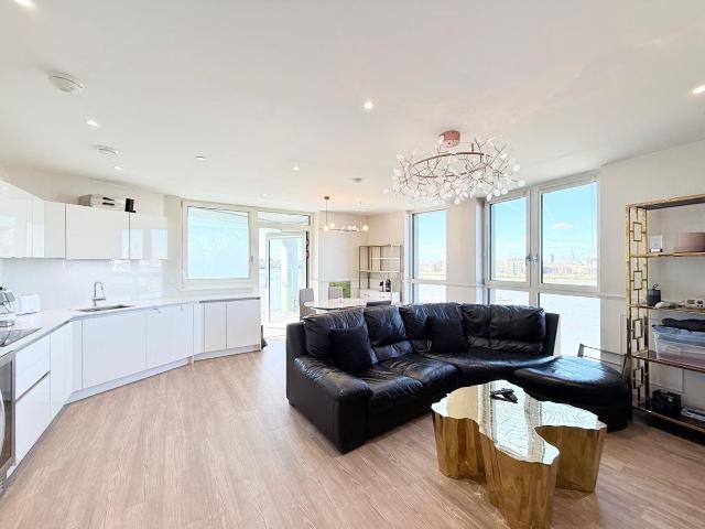 Apartment for rent in East Greenwich, Greater London