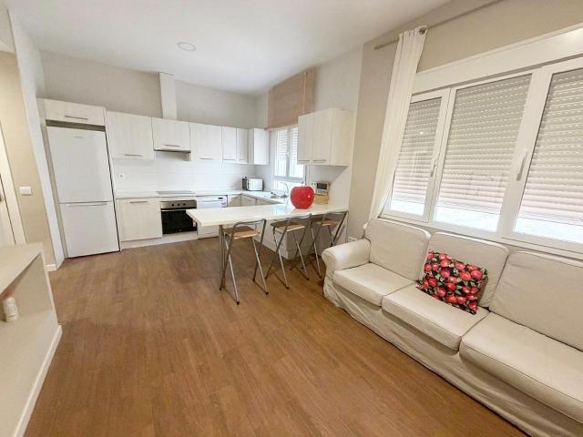 Apartamento en alquiler en Distrito Centro, Córdoba