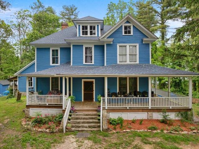House for sale in Hendersonville