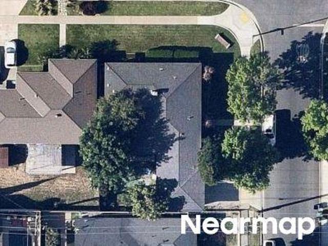 House for sale in Long Beach, California