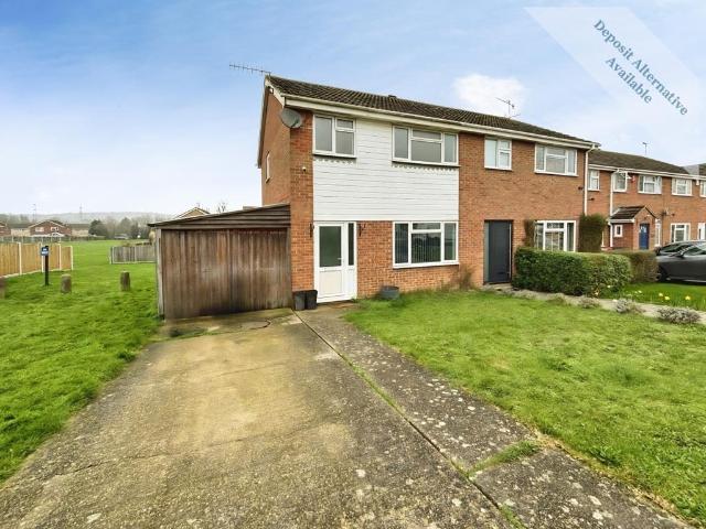 House for rent in Barracks, The Bridge