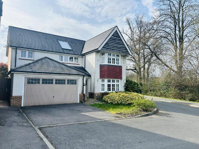 House for rent in Perryfields, West Sussex