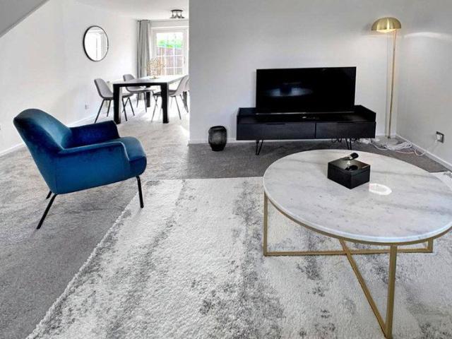 House for rent in Fole, Surrey