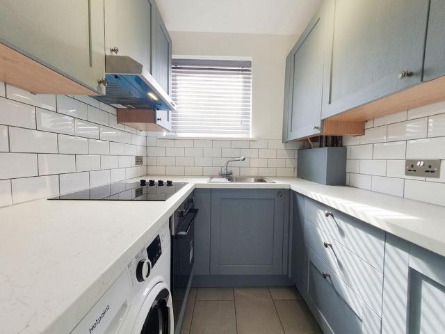 Apartment for rent in Eastcote, Greater London