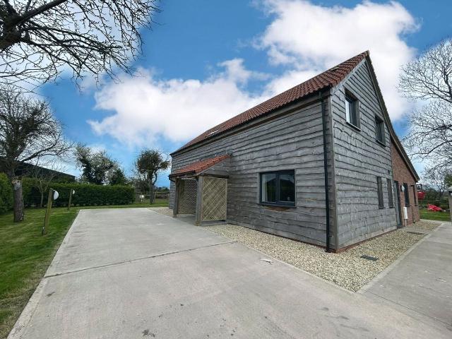 House for rent in High Ham