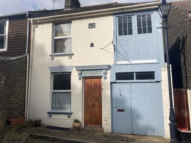 House for rent in Oad Street, Kent