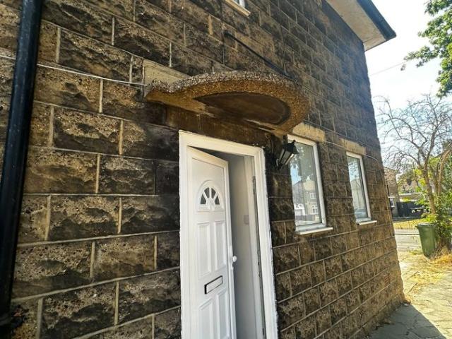 House for rent in Becontree, Greater London