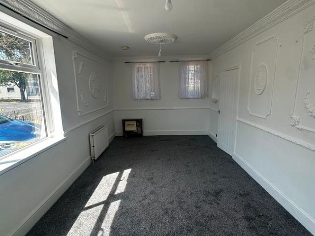House for rent in Becontree, Greater London