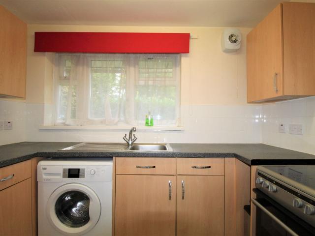 Apartment for rent in Haslemere, Waverley