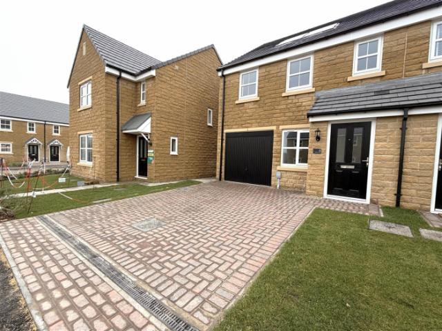 Apartment for rent in Holme Valley, Honley