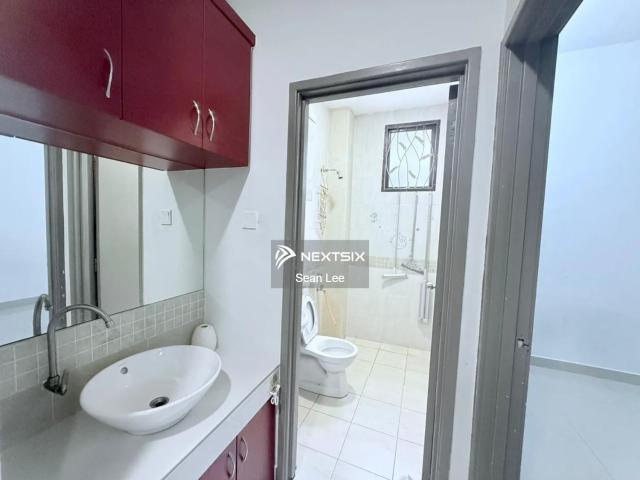 Shop for sale in Langat, Selangor