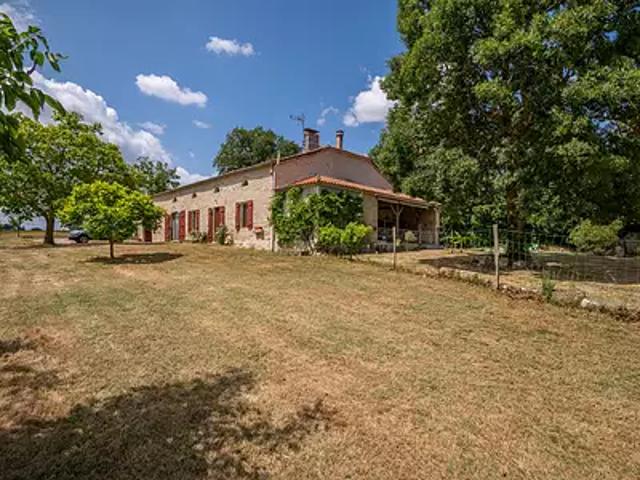 Maison vente à Nérac, Fieux