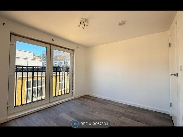 Apartment for rent in Royal Borough of Kingston upon Thames, Greater London