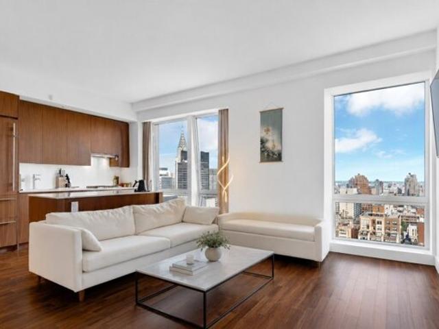 Condo for sale in Arverne, New York