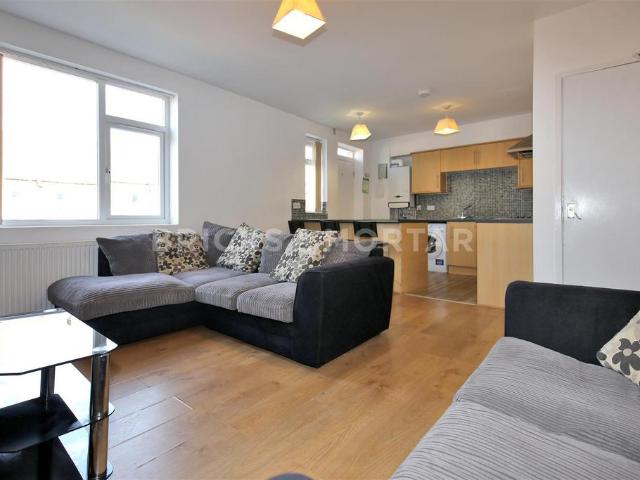 Apartment for rent in Heaton, Newcastle upon Tyne
