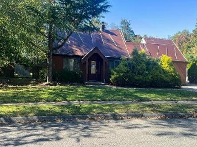 House for sale in Smithtown, New York