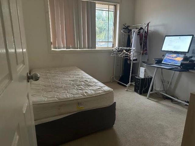 Room for rent in Wollongong West, New South Wales